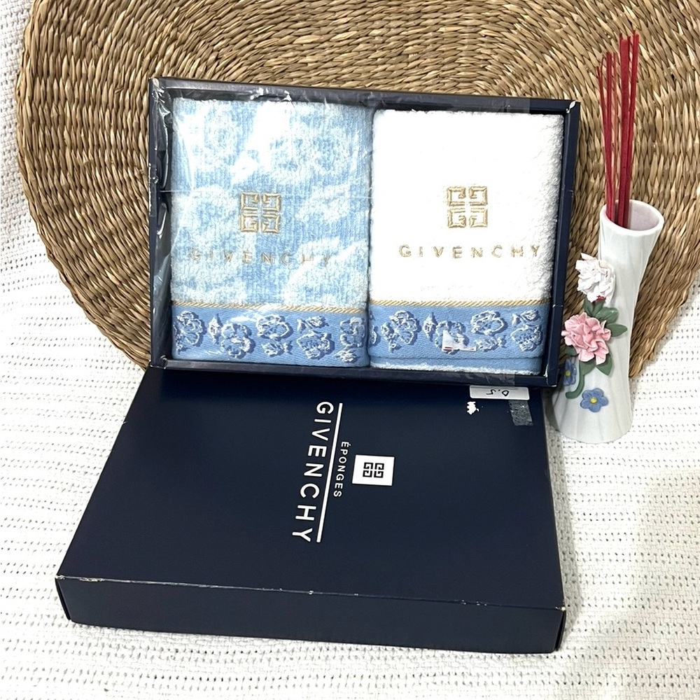 Givenchy Sky Blue and White Towel Duo